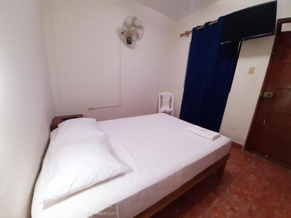 Guest House טומבס מראה חיצוני תמונה