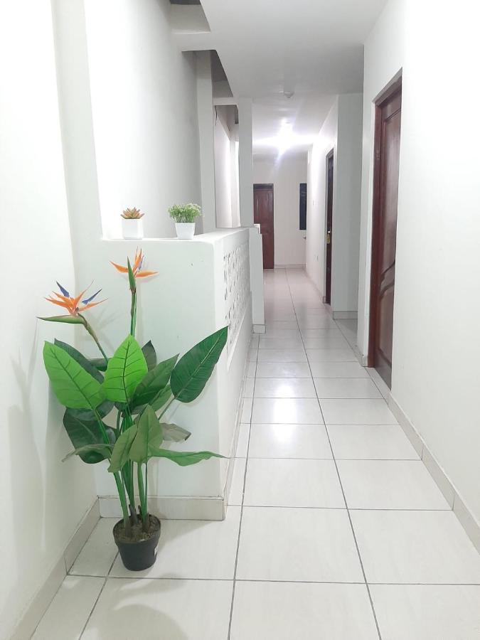 Guest House טומבס מראה חיצוני תמונה