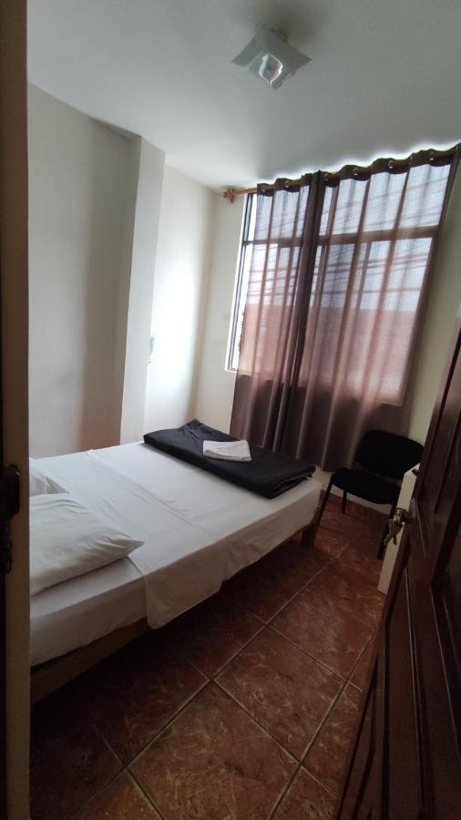 Guest House טומבס מראה חיצוני תמונה