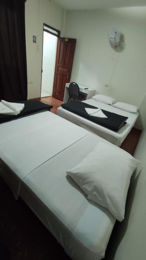 Guest House טומבס מראה חיצוני תמונה